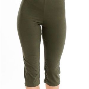 Brand New!! SUPER SOFT capris!